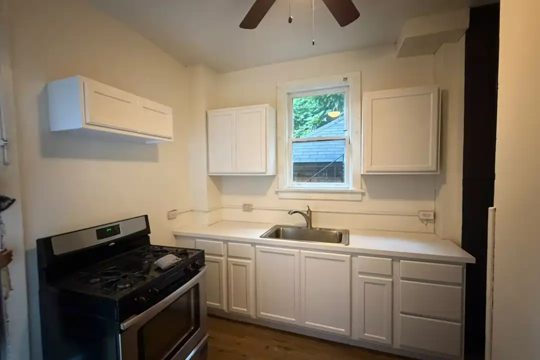 7307 Idlewild St unit 7307 Idlewild St, Unit 2 – photo 1