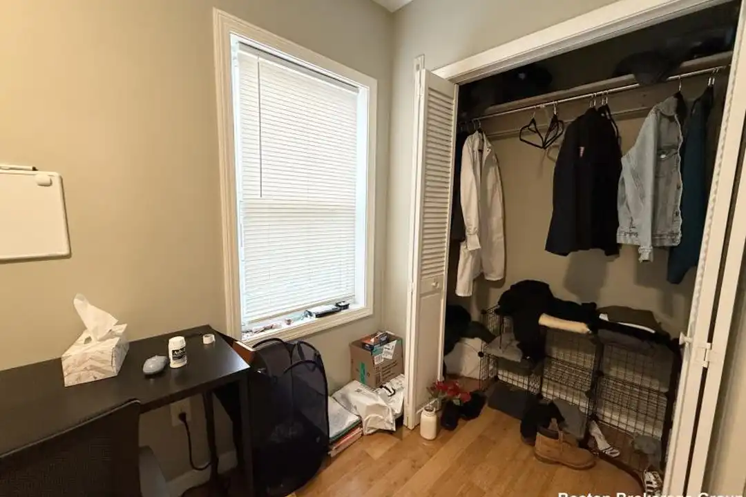 112 Chester St - More