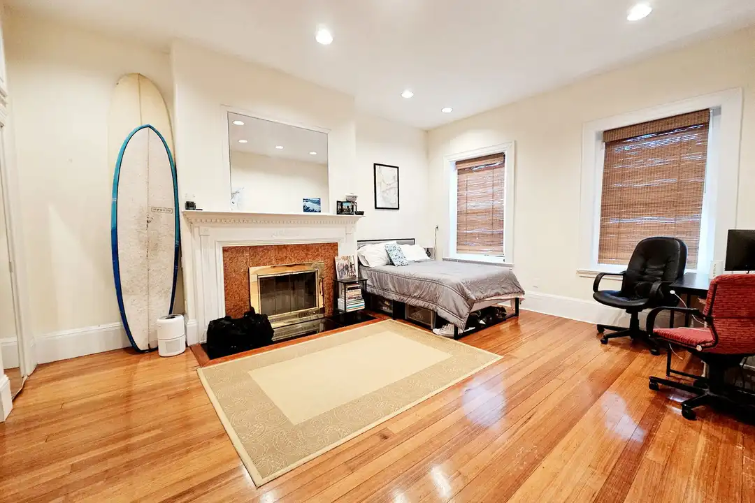 1689 Beacon St unit 22 - View 5
