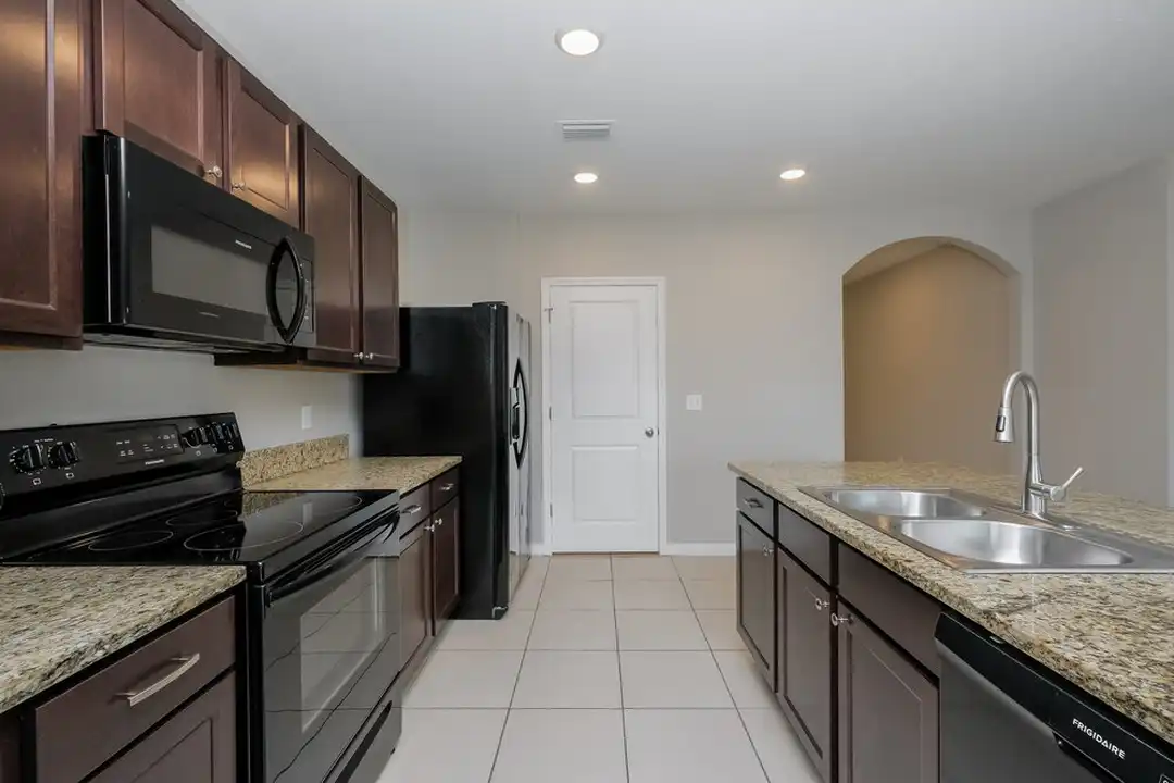 14133 Arbor Pines Dr - View 6