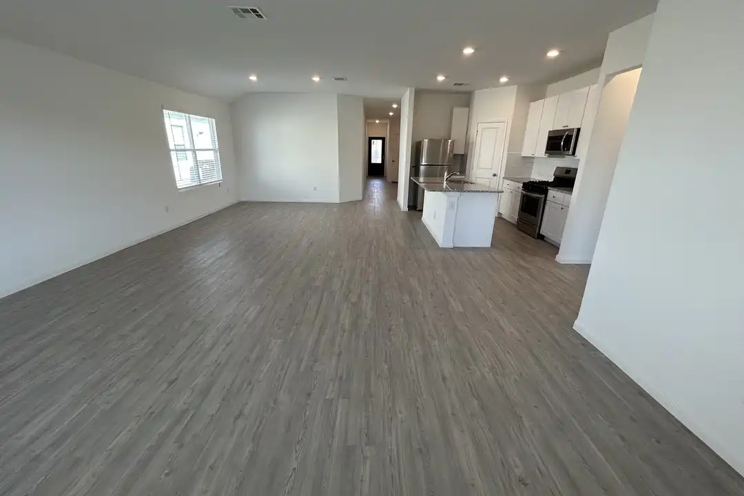 14706 Somerset Ml - View 5