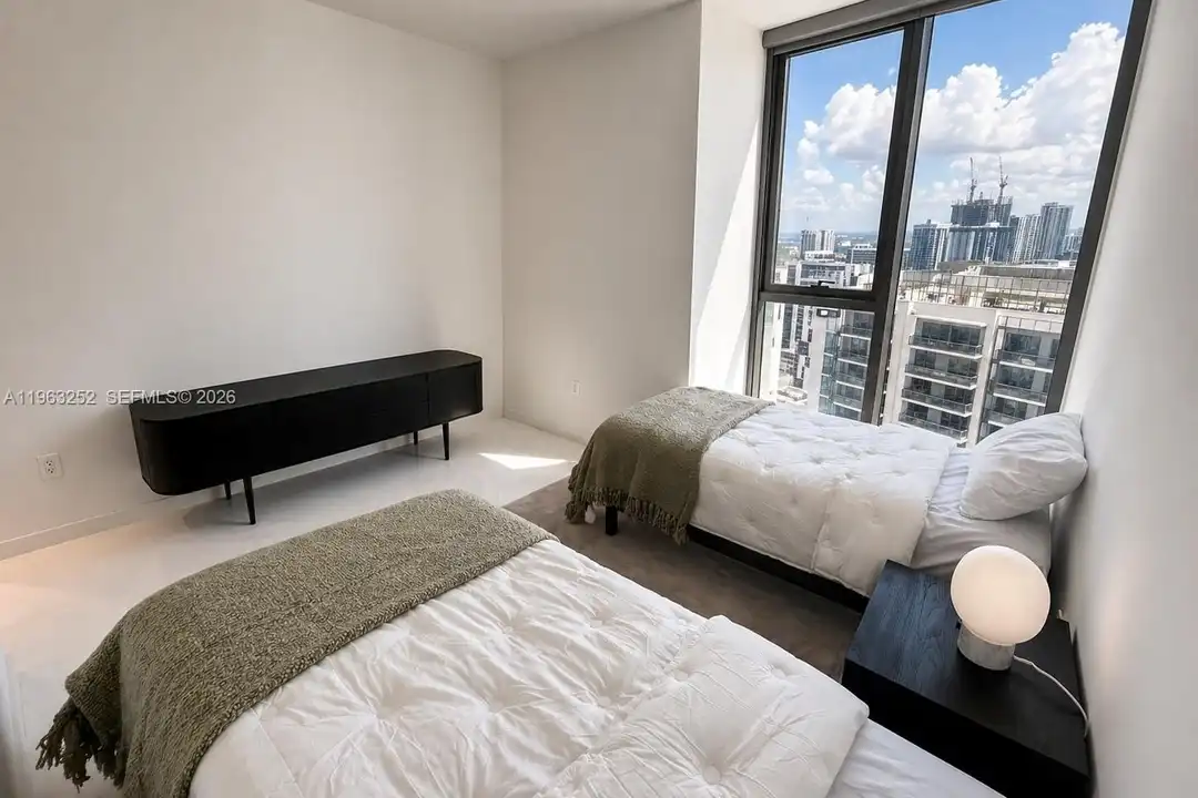 300 Biscayne Blvd Way #4404 - More