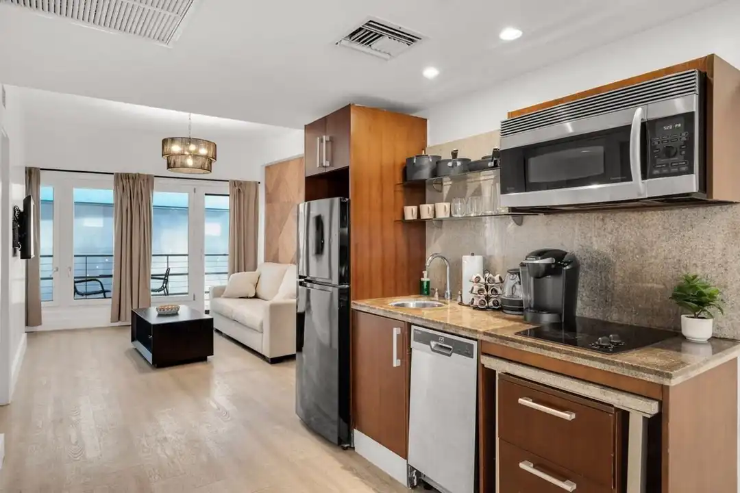 209 11th St unit 1540451P - View 5