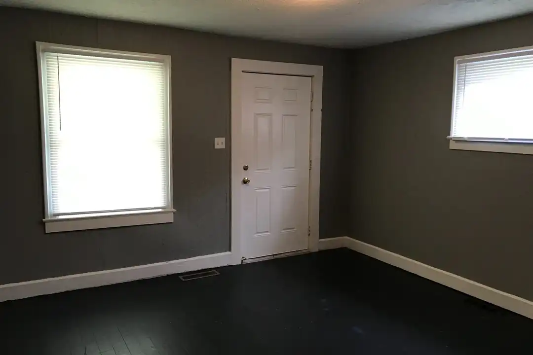 910 N Ewing St unit 910 Ewing – pohled 5