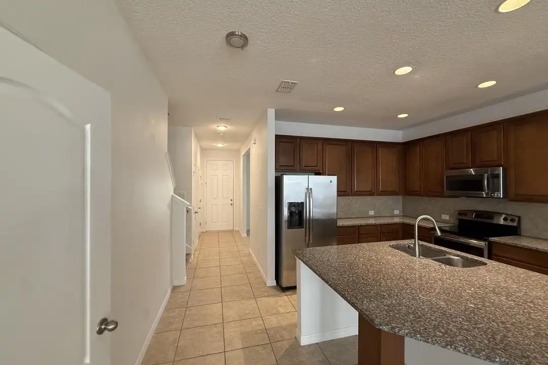 7605 Ripplepointe Way - More