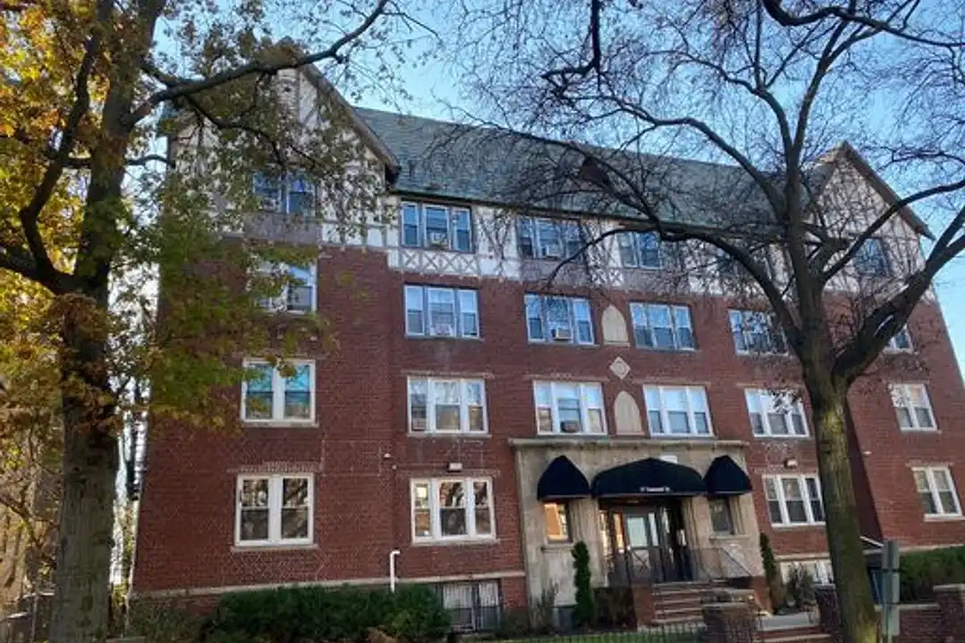 The Crescent – photo 1