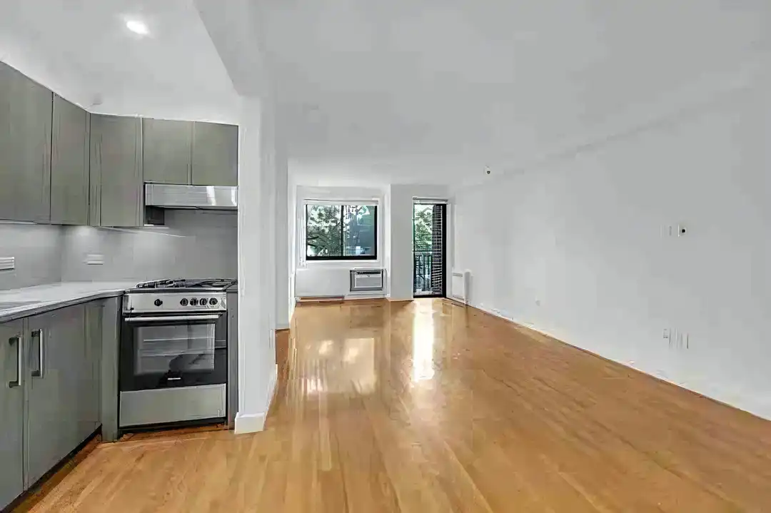 101 W 15th St unit 522 – pohled 3