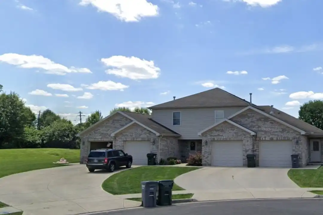 1046 Laurel Tree Ct unit 1046-B Laurel Tree Ct – photo 1