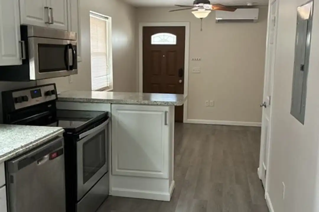 152 3rd St unit Apt 101 - View 4