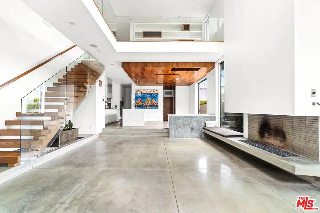 House in Los Angeles - View 4