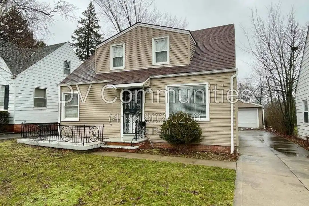5333 Hollywood Ave – photo 1