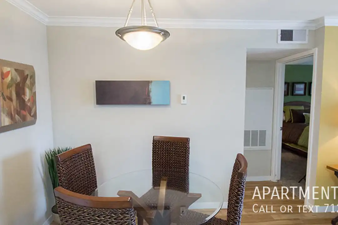 3108 69th St - View 5