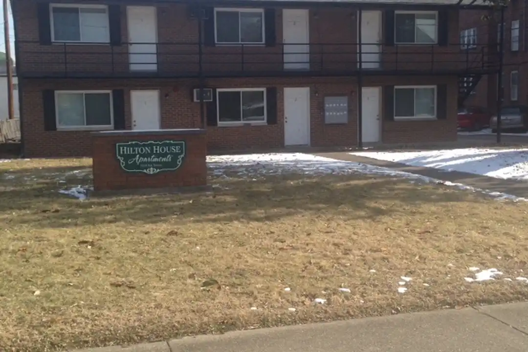 1018 8th St – photo 1 of 5