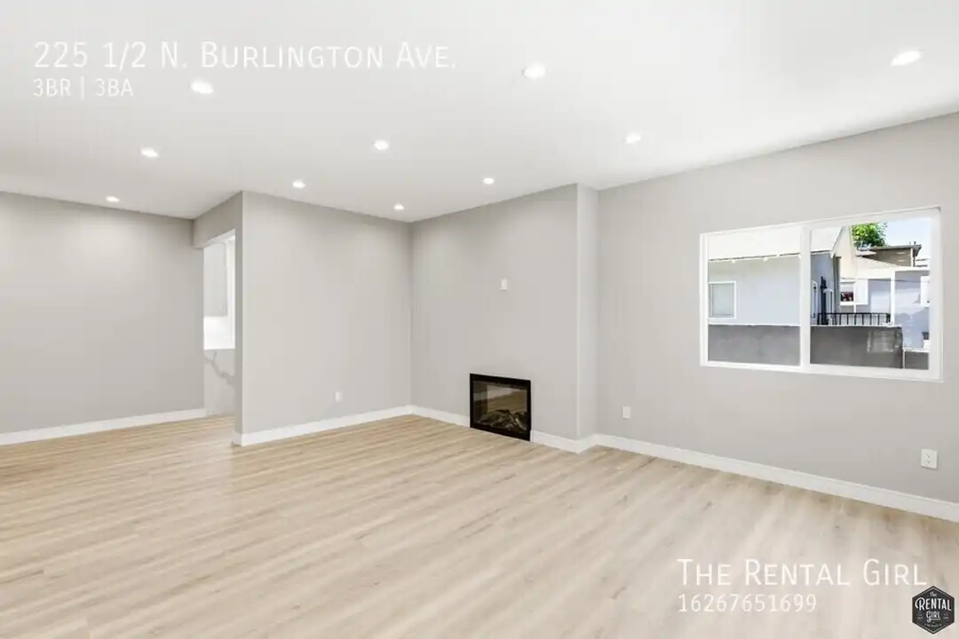 225 N Burlington Ave - View 2
