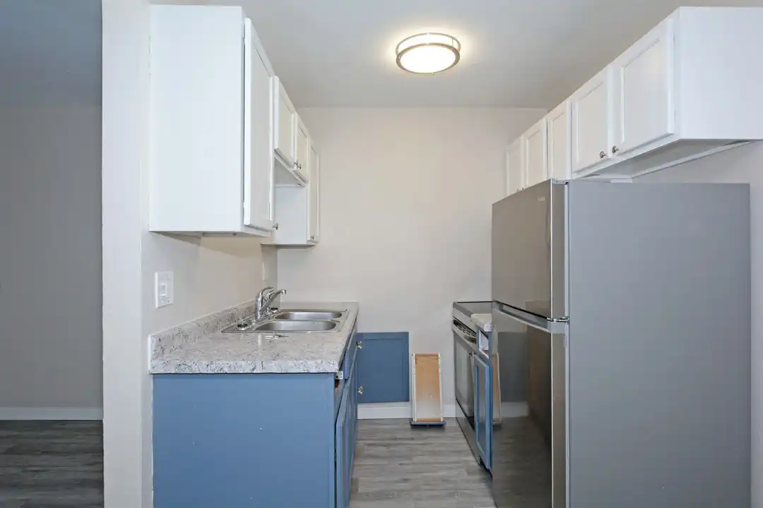 2725 Pleasant Ave unit 101 – pohled 4