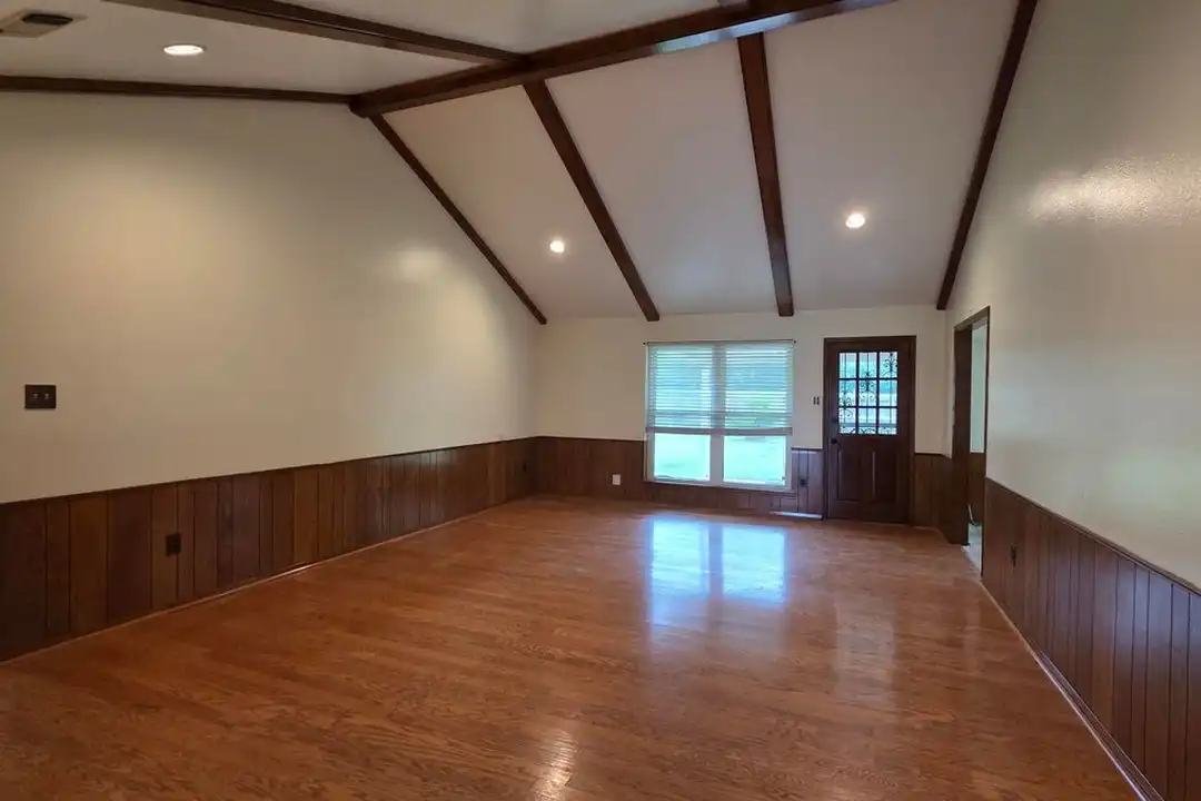 9144 Highpoint Rd - View 5