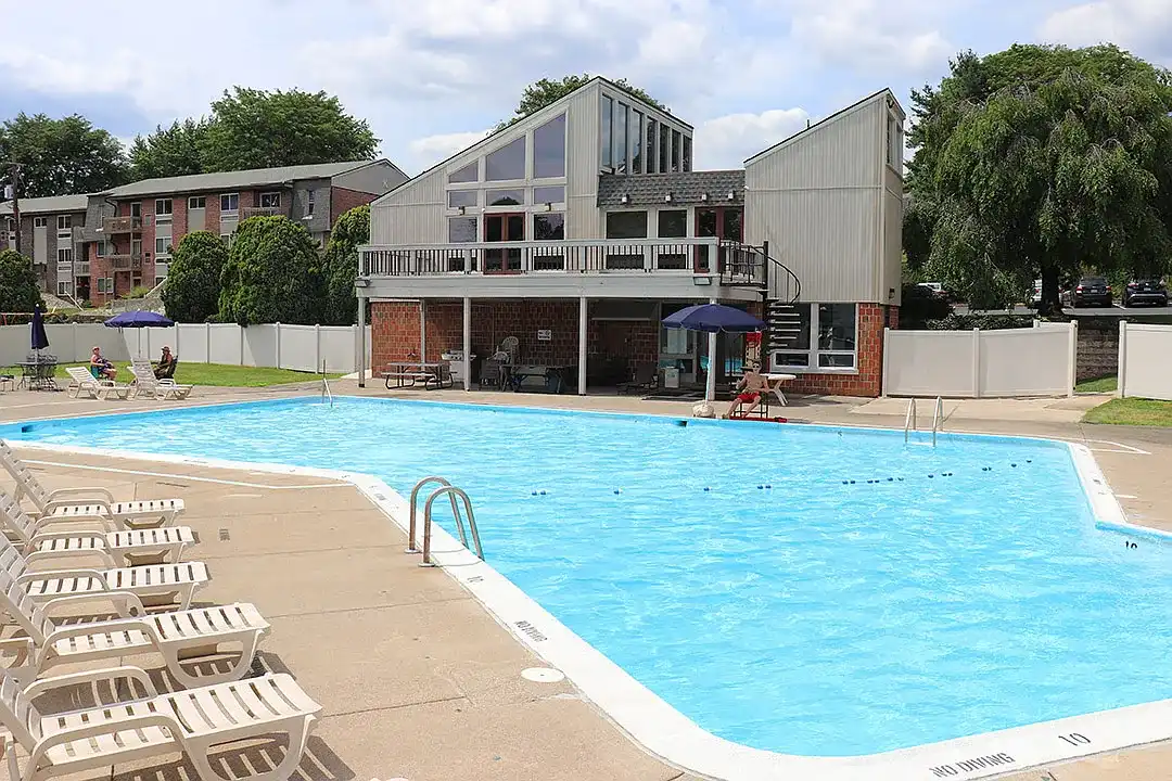 Spring Ridge Apartments – photo 1 of 22