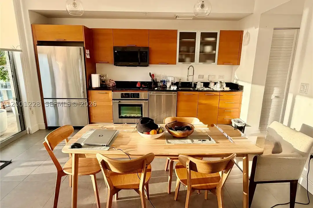 Apartment in Miami, Midtown - More