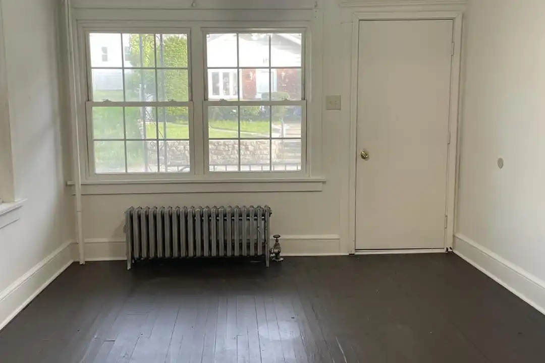 Apartment in Pittston - More
