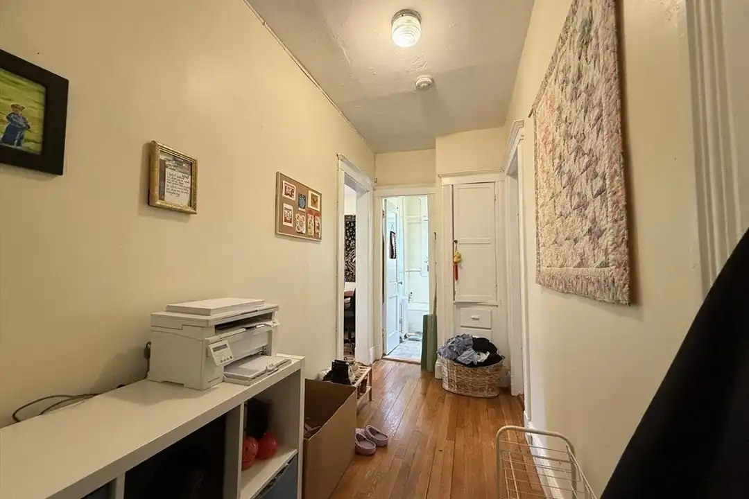 Apartment in Brighton, Cleveland Circle - View 2