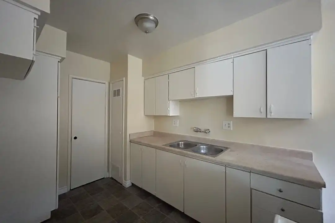 1521 N Sierra Way unit 1537 N. Sierra Way Apt.#2