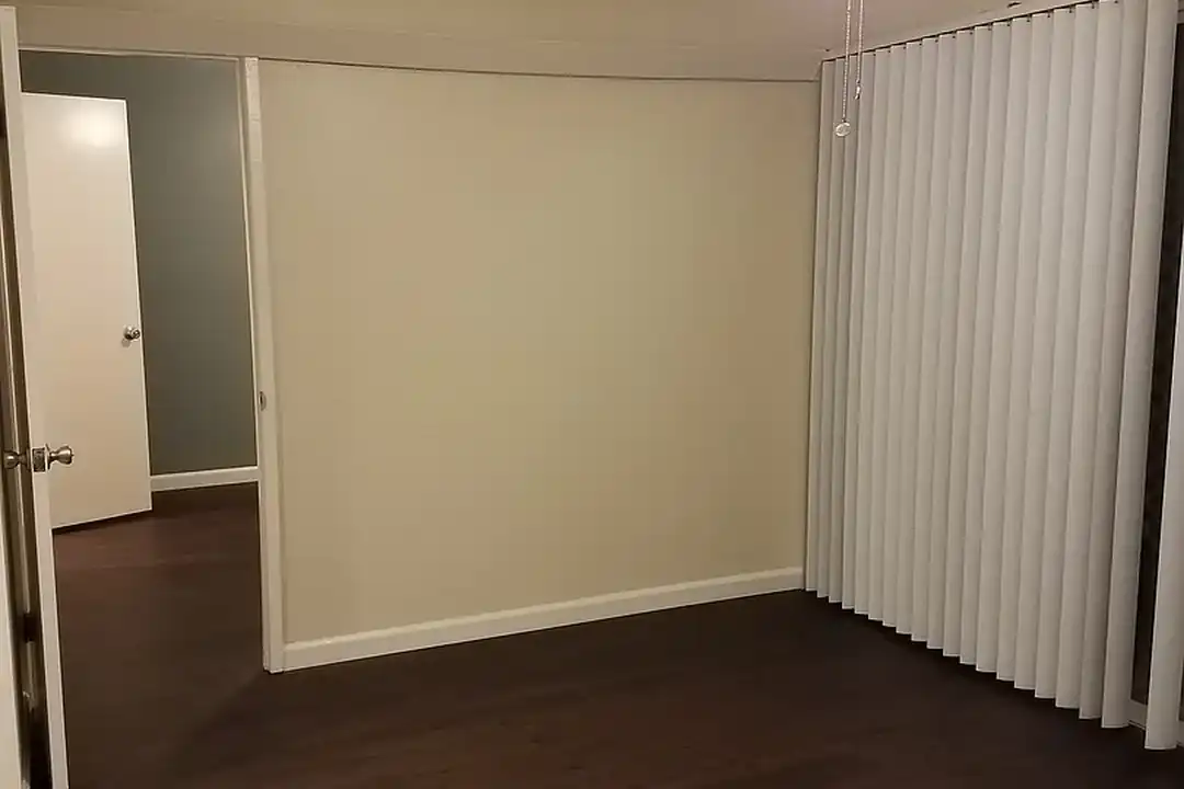 Apartment in San Diego - View 4