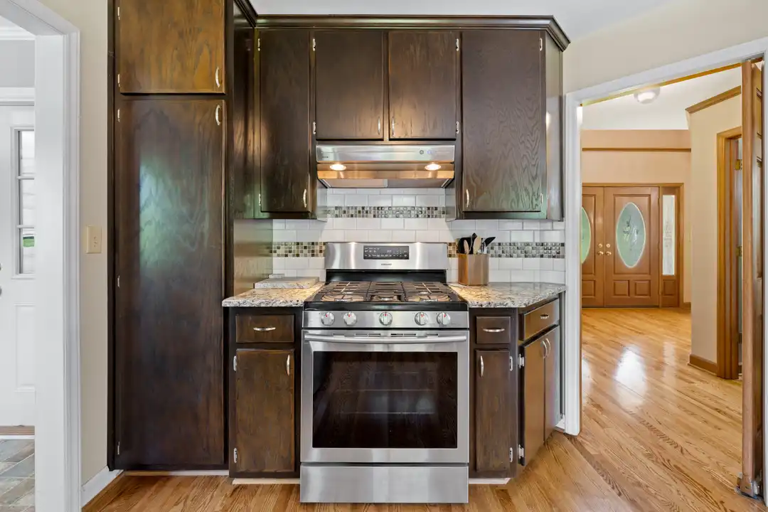 3010 Eaker Dr - View 5