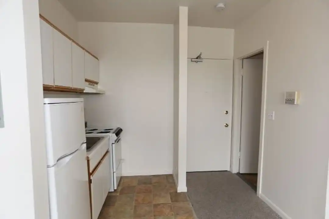 3957 Irving Park Rd unit D703 - View 3