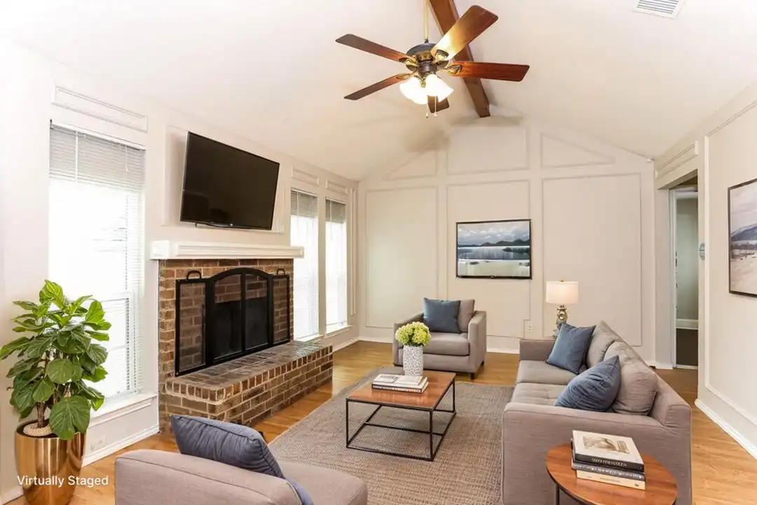 704 Brookhaven Dr - View 5