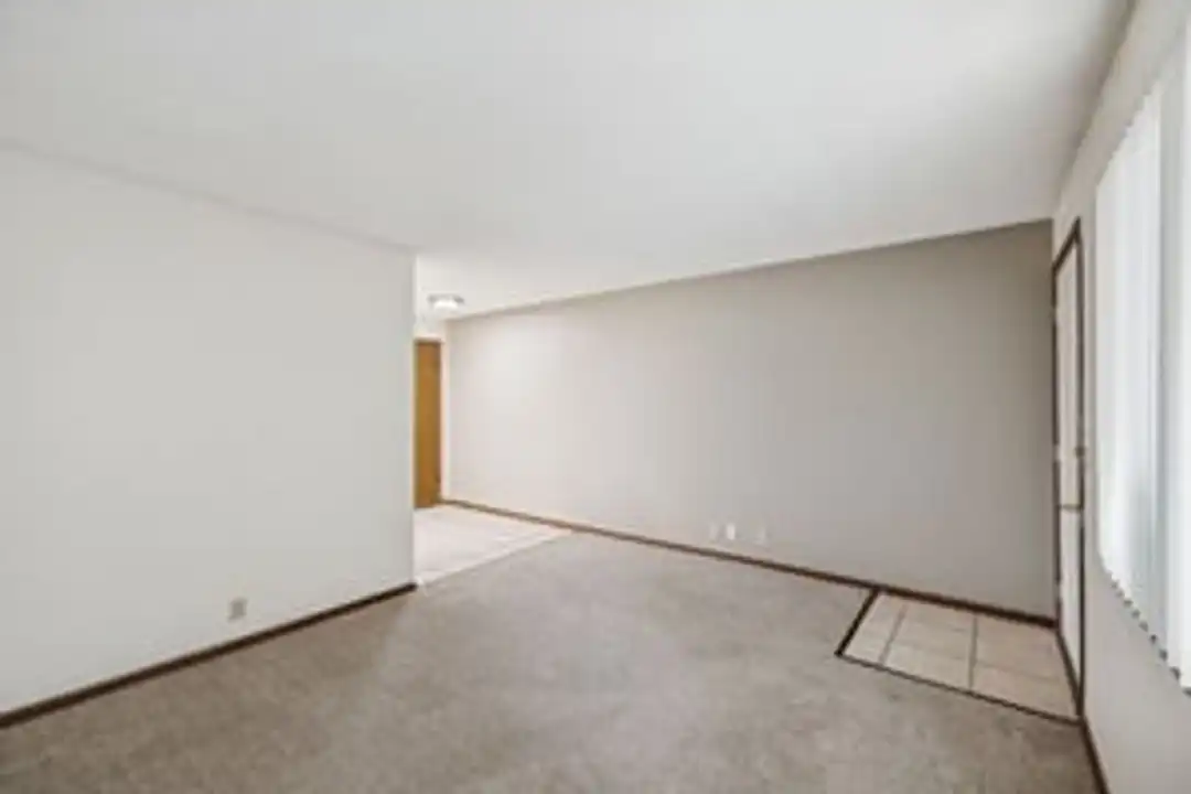 2504 Vine St unit 26 - View 5