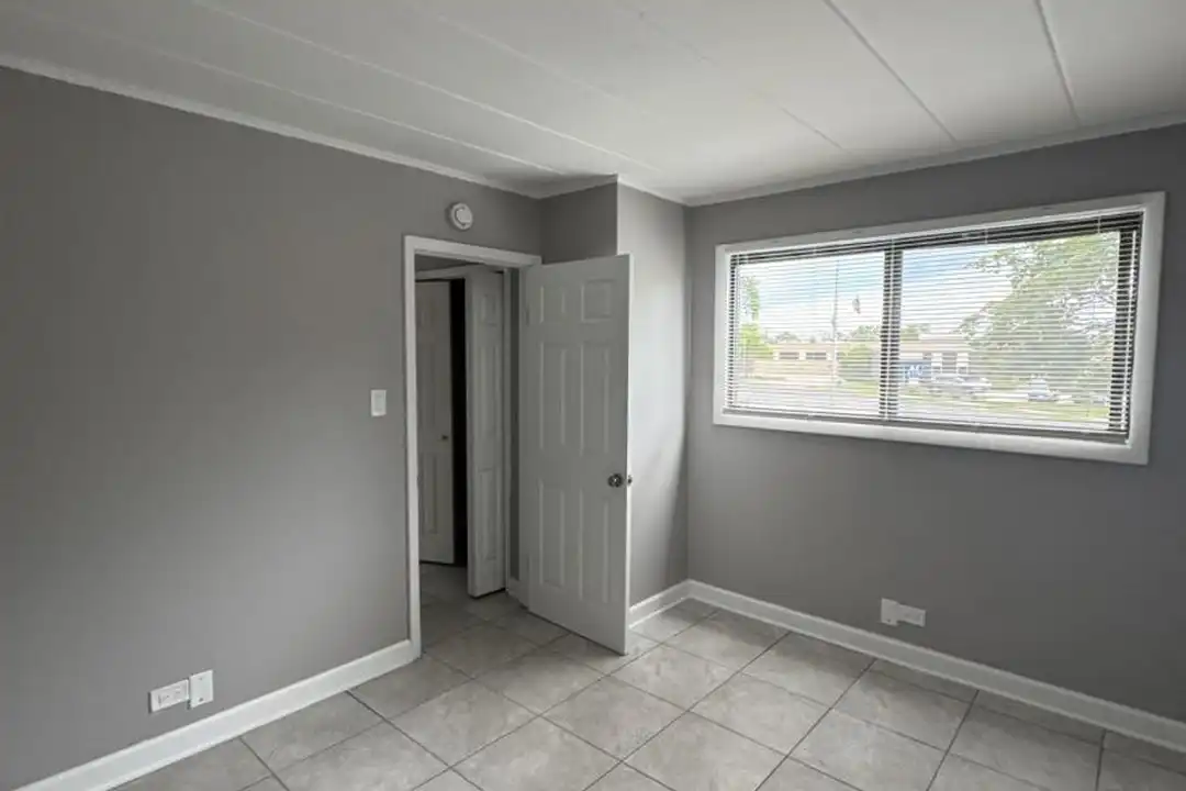 3810 25th Ave - View 5