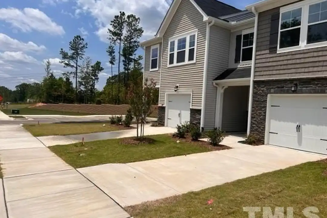 328 Hazy Hls Ln - View 2