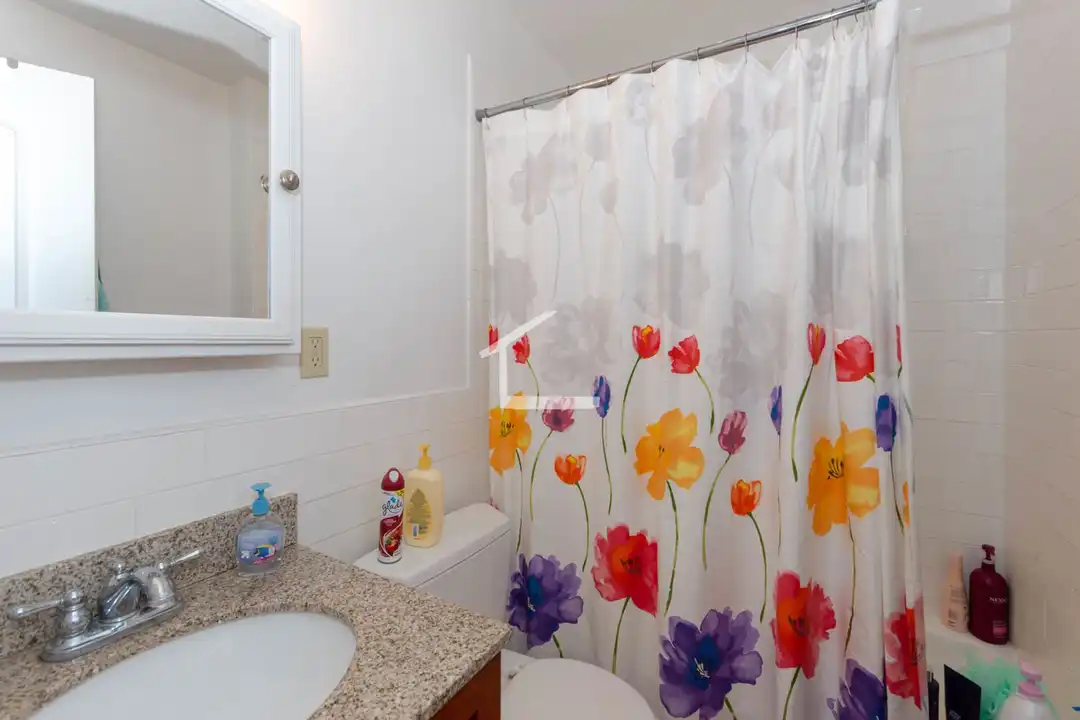 35 Glenville Ave - View 6