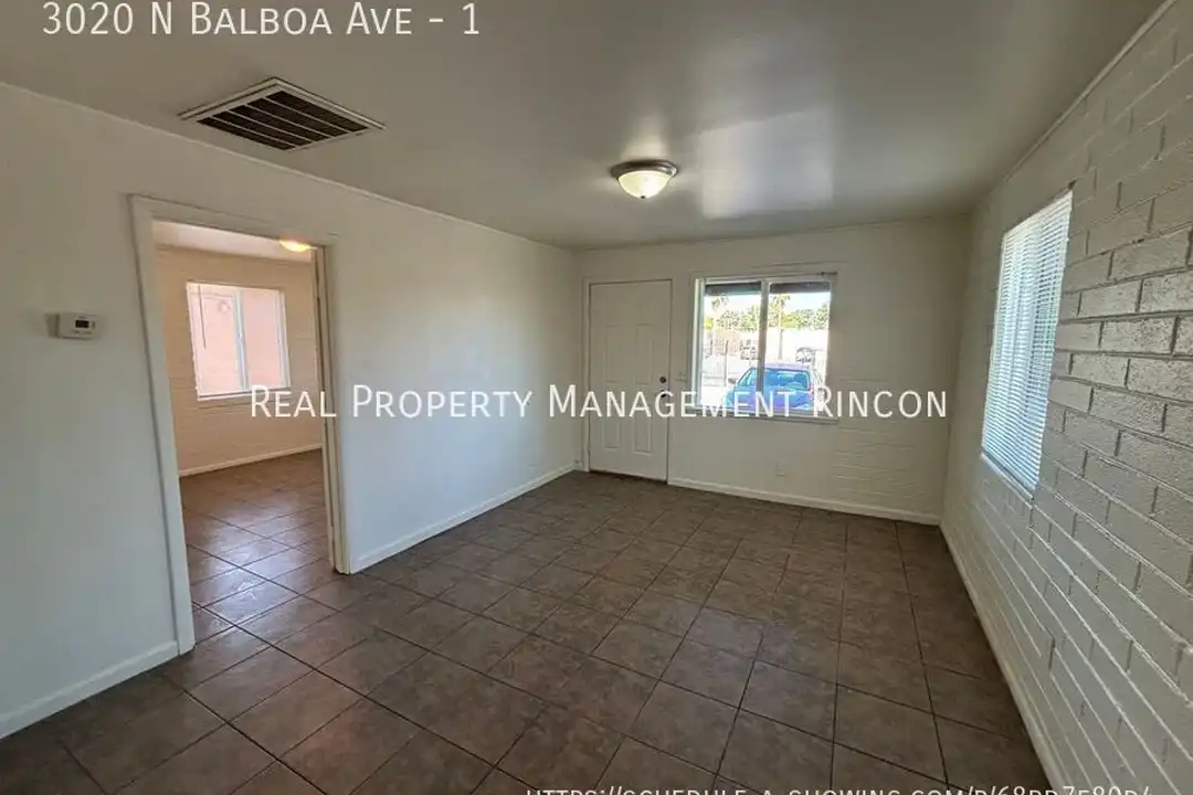 3020 N Balboa Ave - View 2