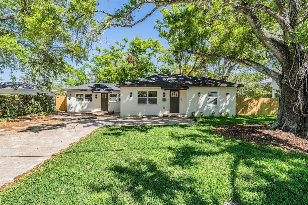 1104 S Lois Ave – pohled 2