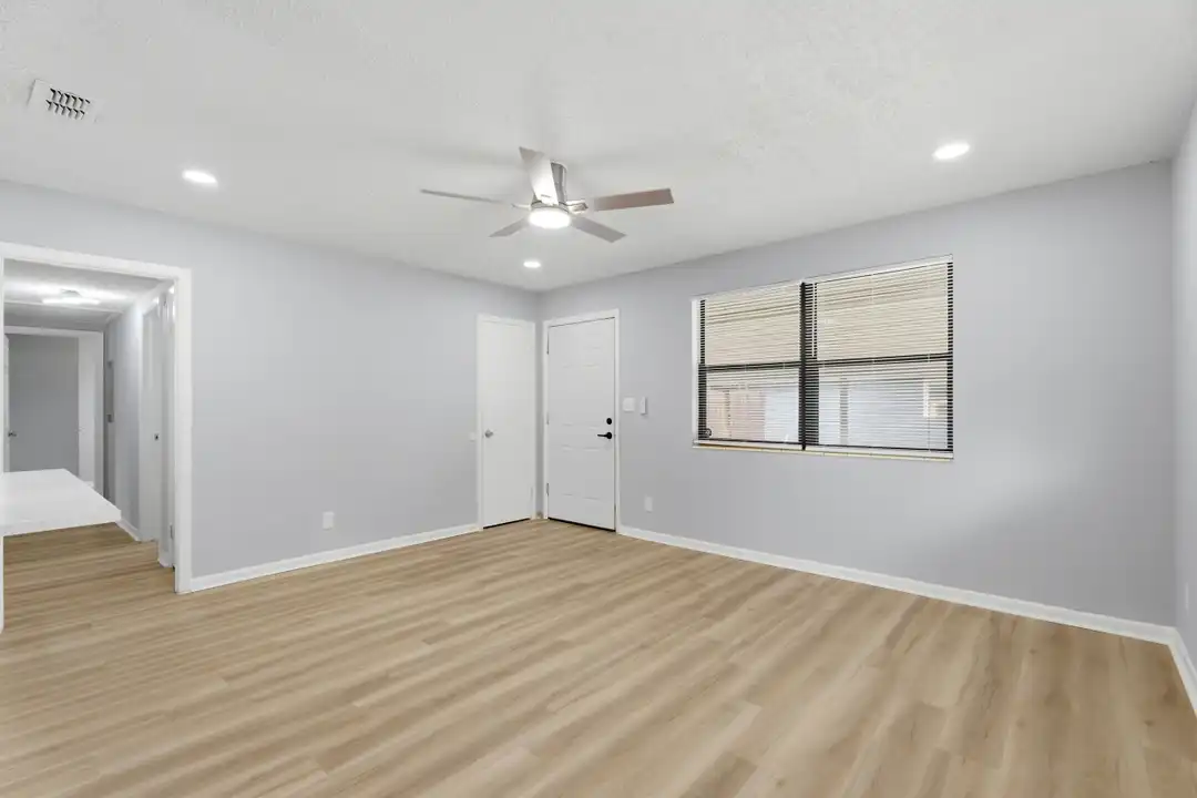 6766 Londonbridge Ln - View 6