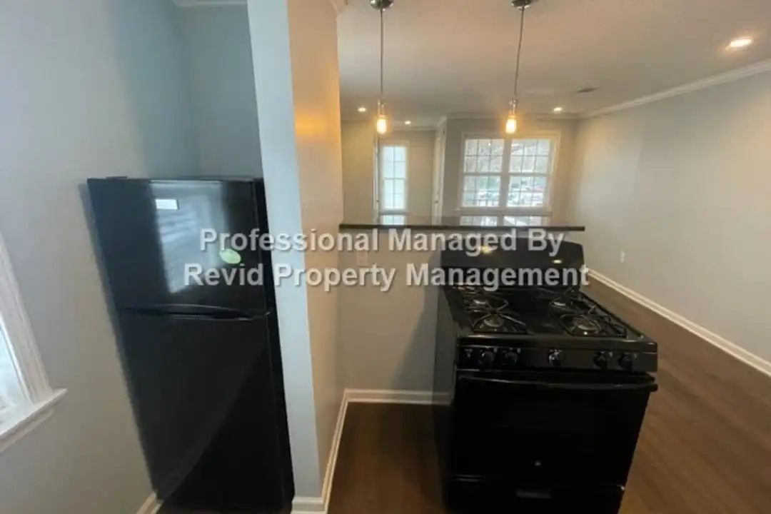 36 N Auburndale St unit 1 - Widok 6