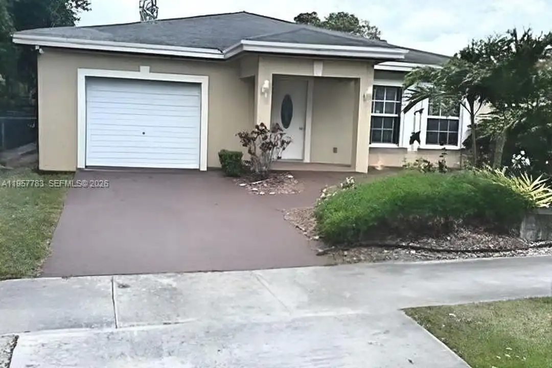 2953 NW 10th Ct #MAIN - View 2