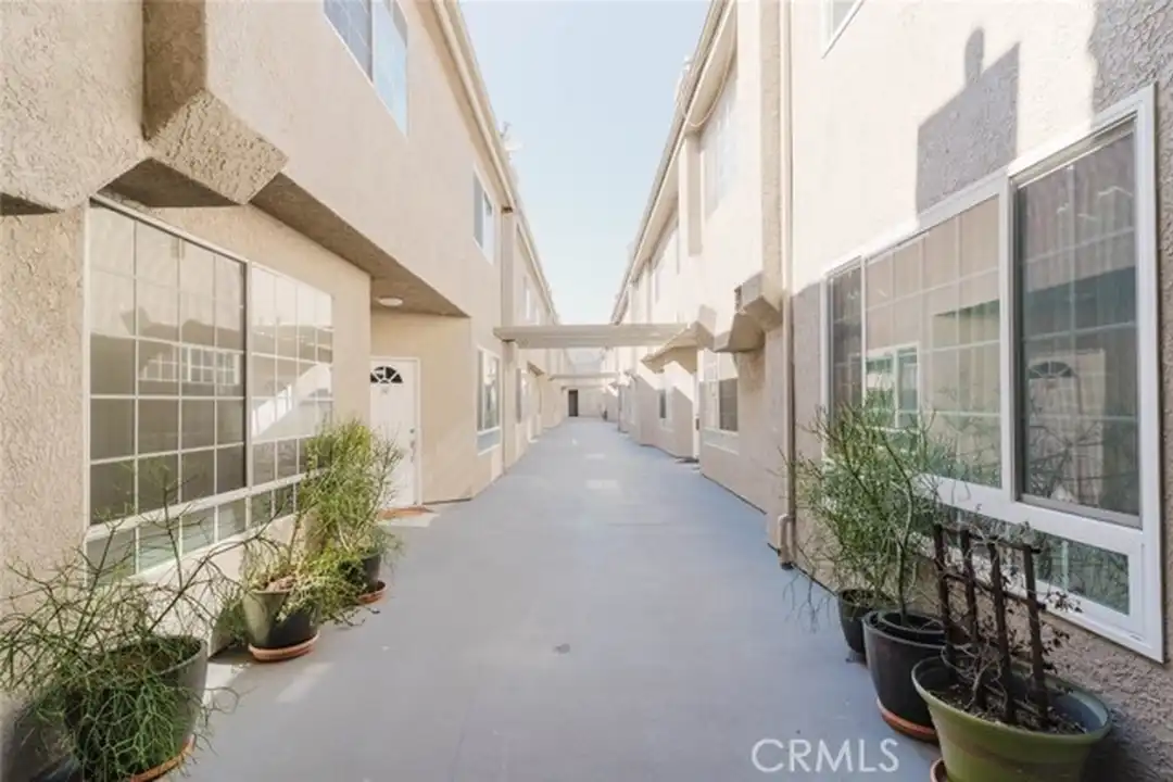 18347 Saticoy St unit 26 - View 3