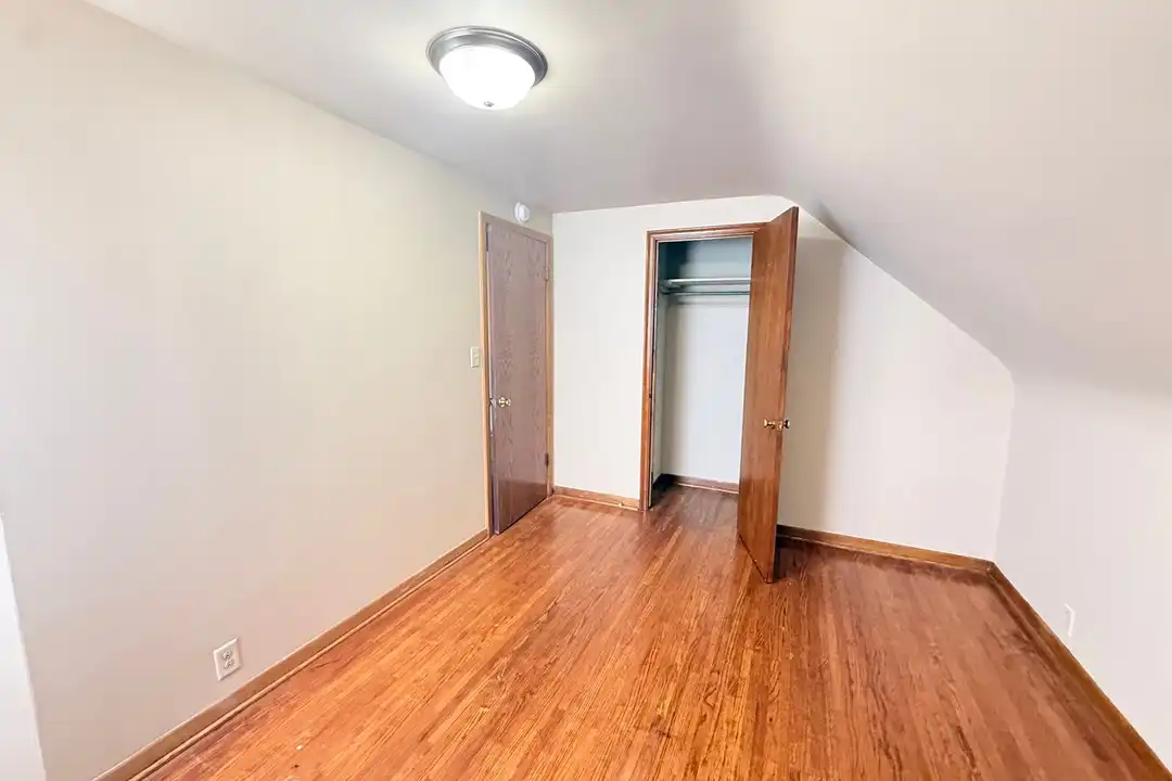 1621 8th St S – photo 1