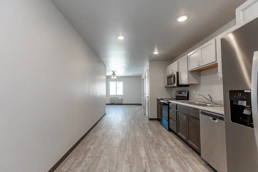 1050 N Valley Dr unit 7 - View 3