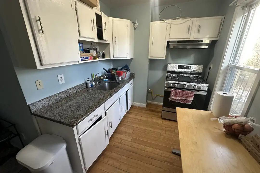 74 Mozart St unit 2 – pohled 4