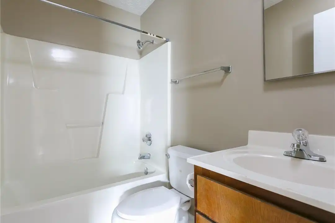 115 Eulon Loop #A - More