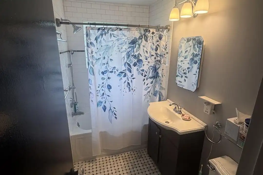 2349 N Earley St - View 5