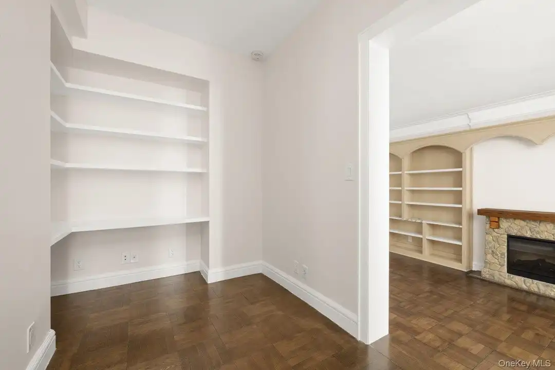 Apartment in New York, Lincoln Square, Manhattan - View 4