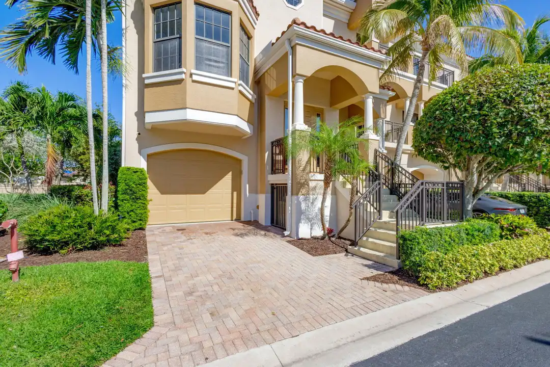 301 del Sol Cir - View 5