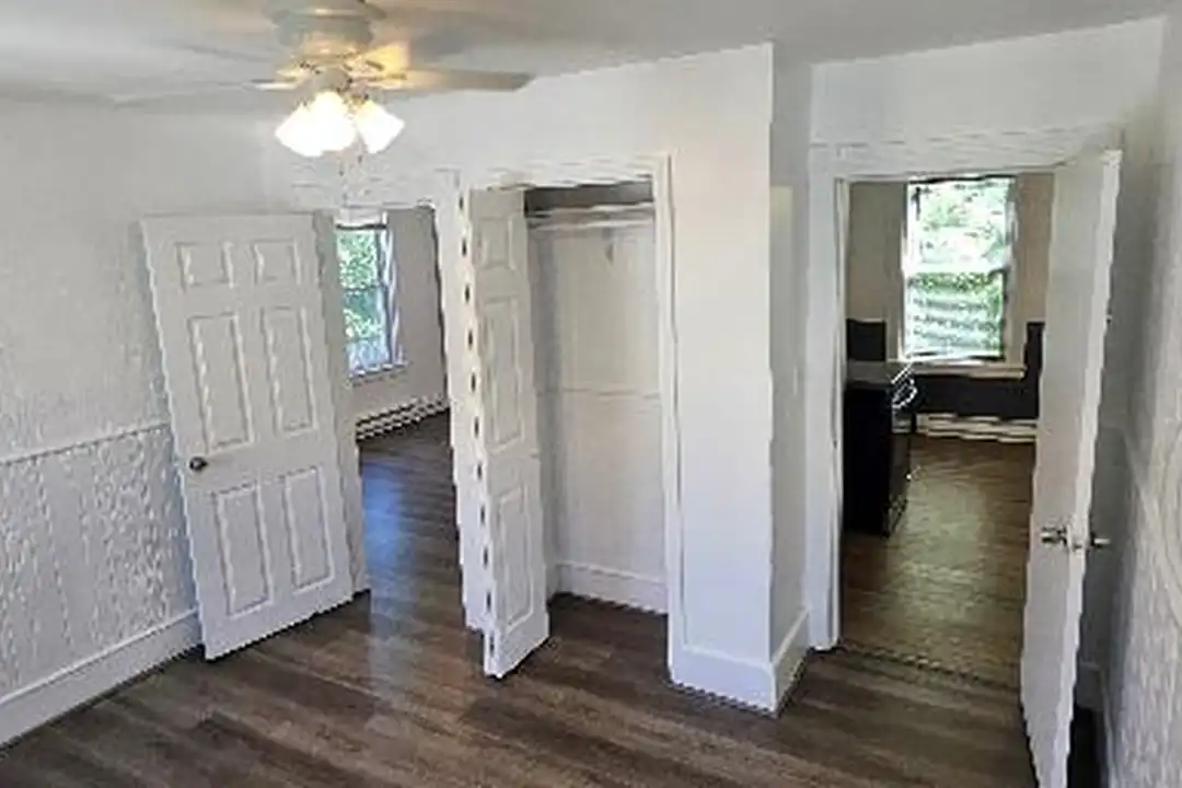104 Rodney St - View 4