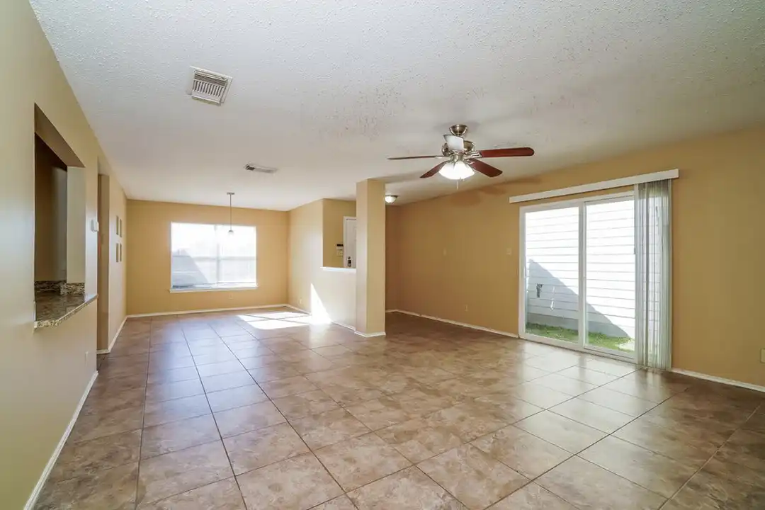 6942 Saharastone Dr - View 4
