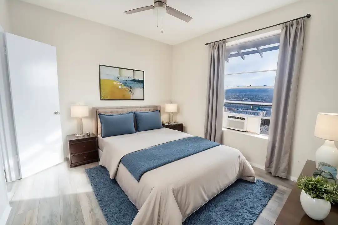 Sunset Heights - 712 Prospect St - View 6