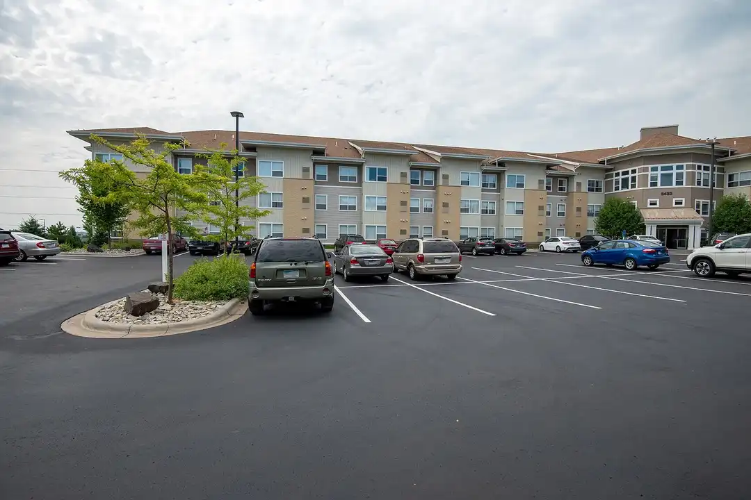 Valleyhigh Flats - 3433 Kenosha Dr NW - Rochester, MN | Rent.